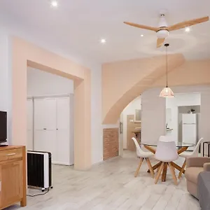 Loft Con Encanto En El Corazon Historico De Peralada Peralada (Perelada)